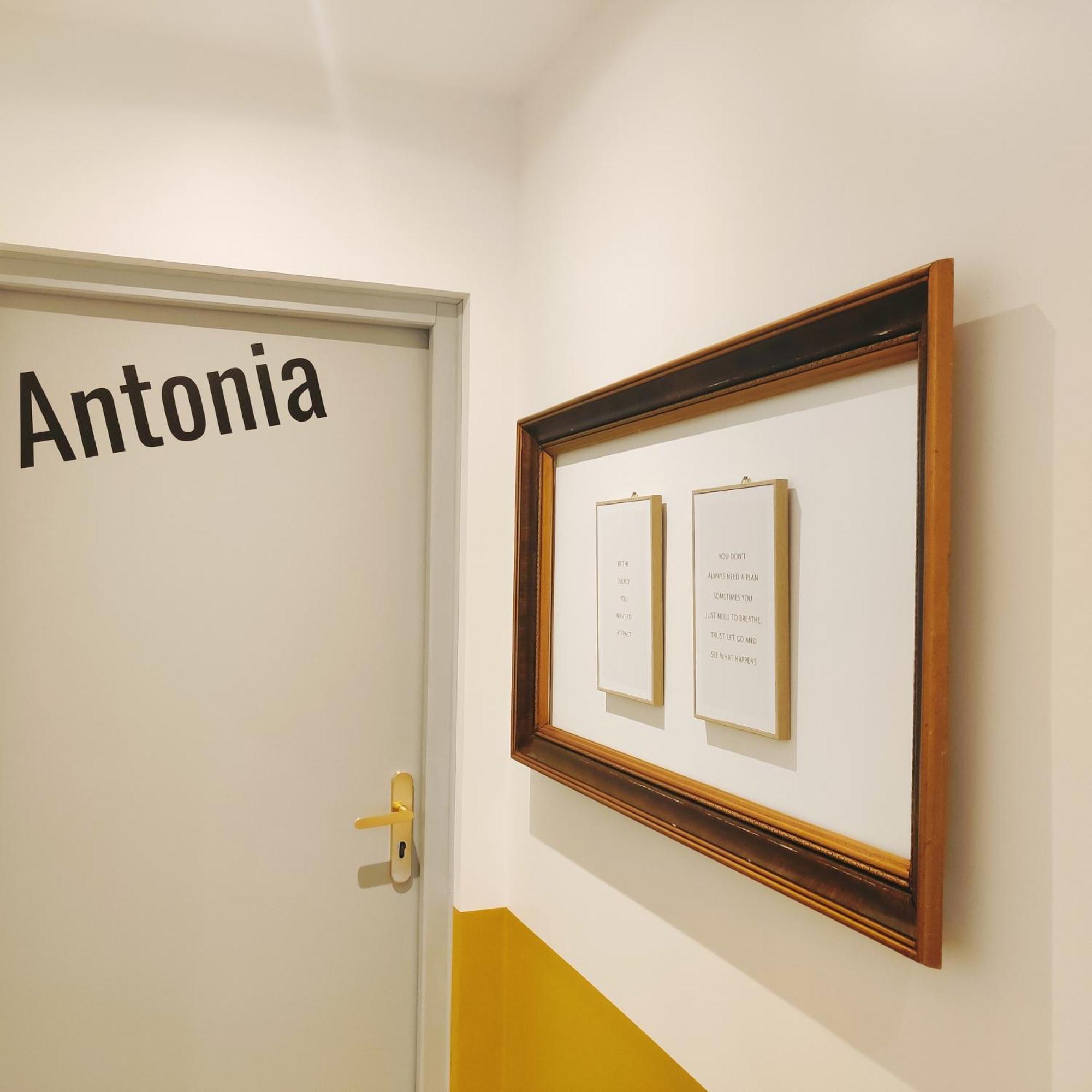 Au Coin Du Chemin Hotel Шамбери Екстериор снимка